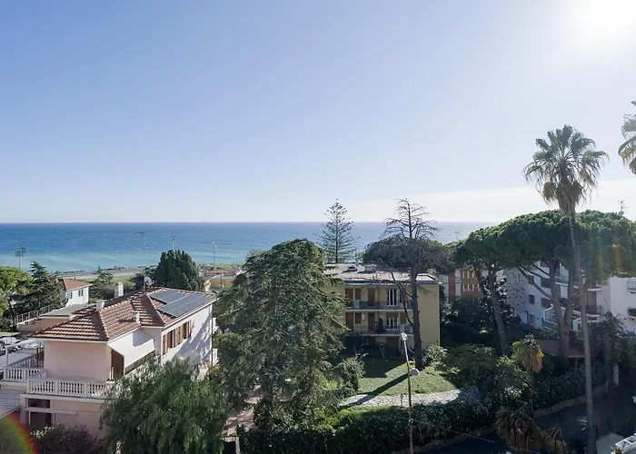 Appartement Guesthost - Seaview Terrace Mini Flat San Remo