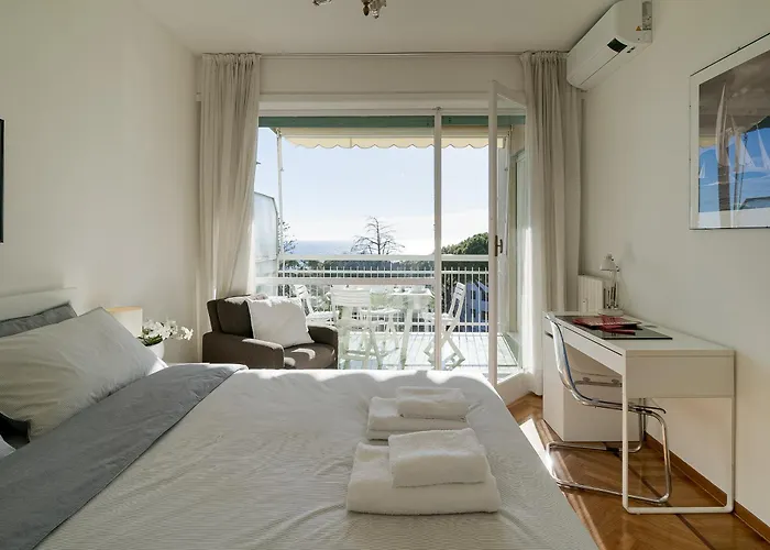 Guesthost - Seaview Terrace Mini Flat Apartamento