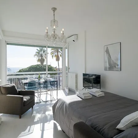 Seaview Terrace Mini Flat * 圣雷默